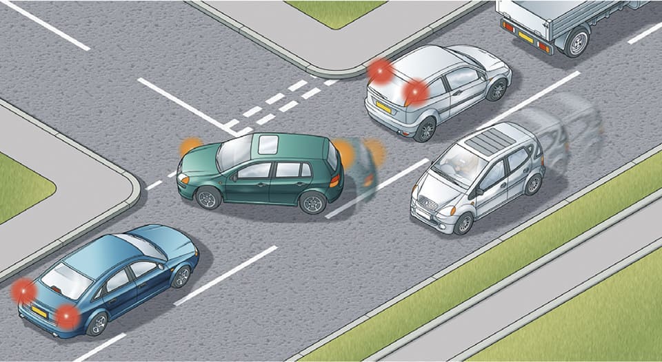Highway Code Rule 151 illustration